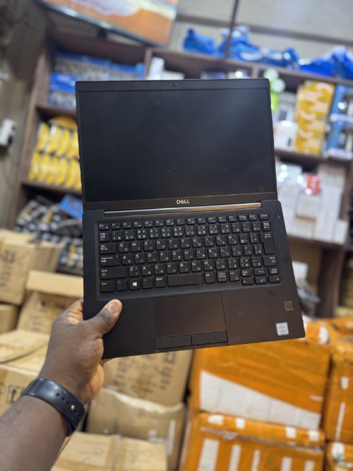 Dell Latitude 7390 | 256GB SSD | 8GB RAM DDR4
